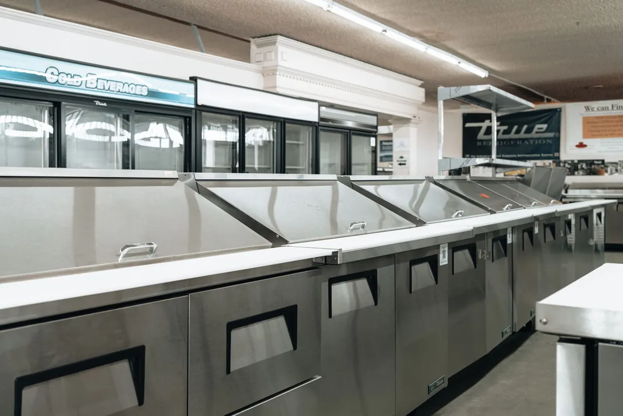 J&E Restaurant Supply kitchen equipment